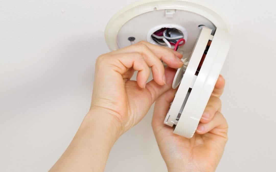 maintain a safe and healthy home with smoke alarms